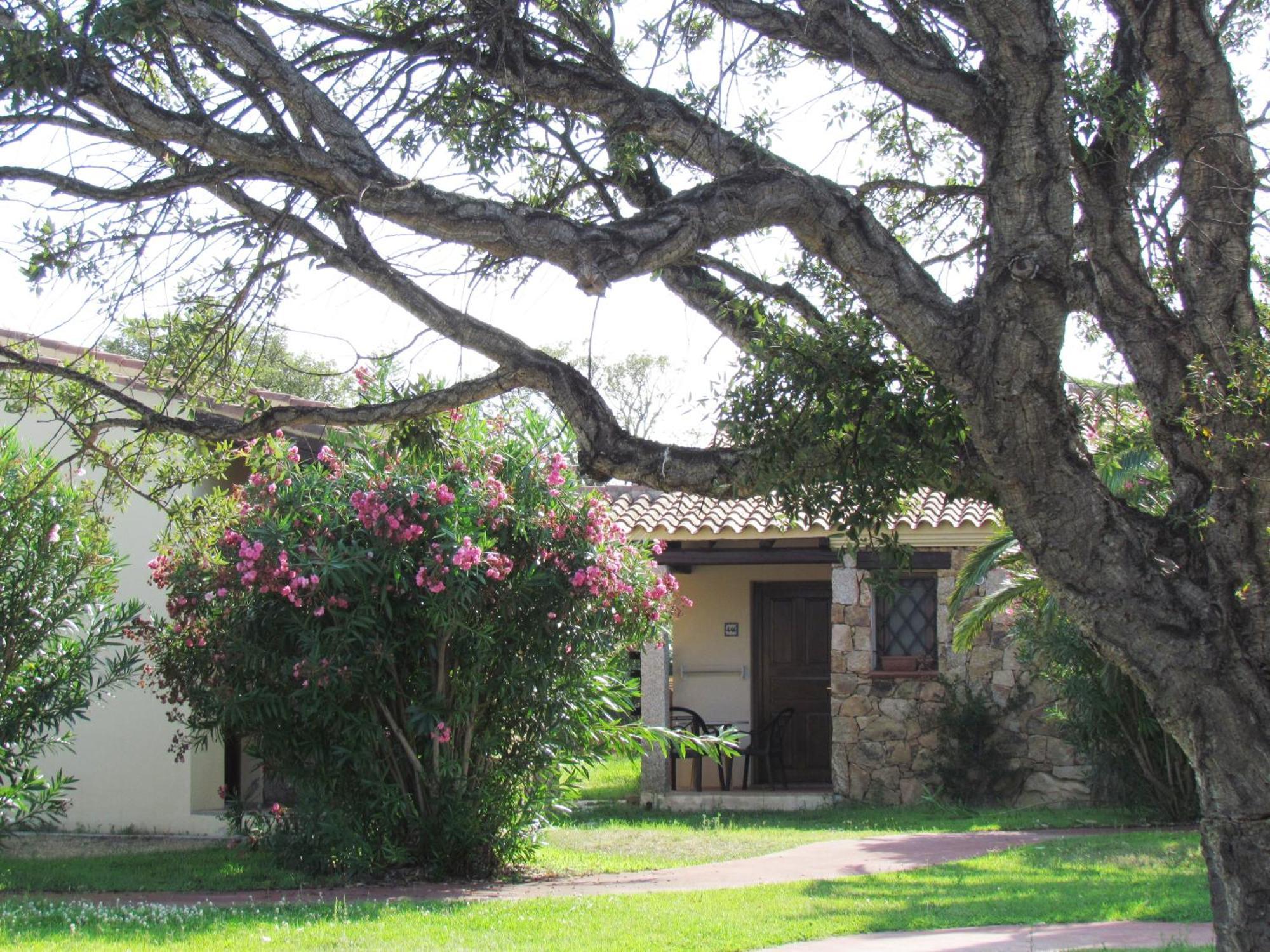 Li Suari Club Village San Teodoro  Exterior photo